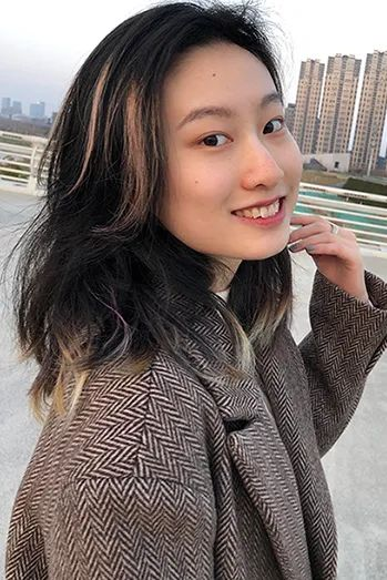 昆杜本科生受邀在国际学术会议上分享社交媒体研究成果 1 Yujia Zhai