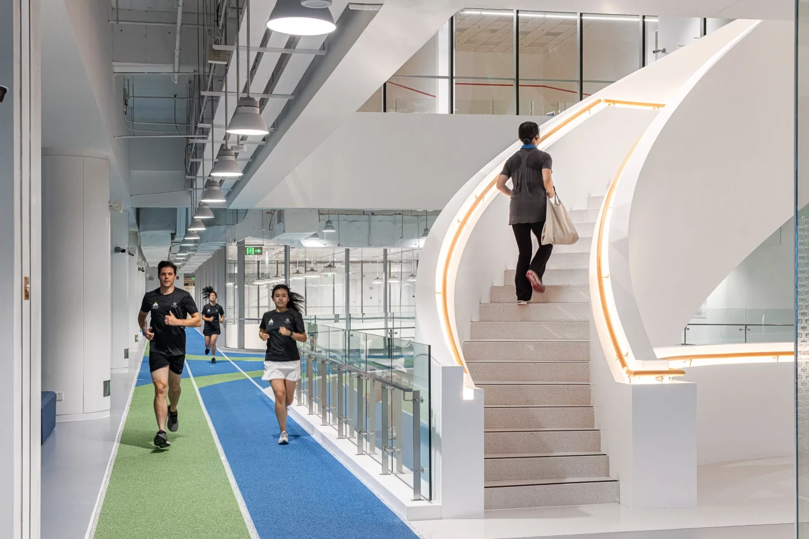 2-lane, 260-meter indoor running track