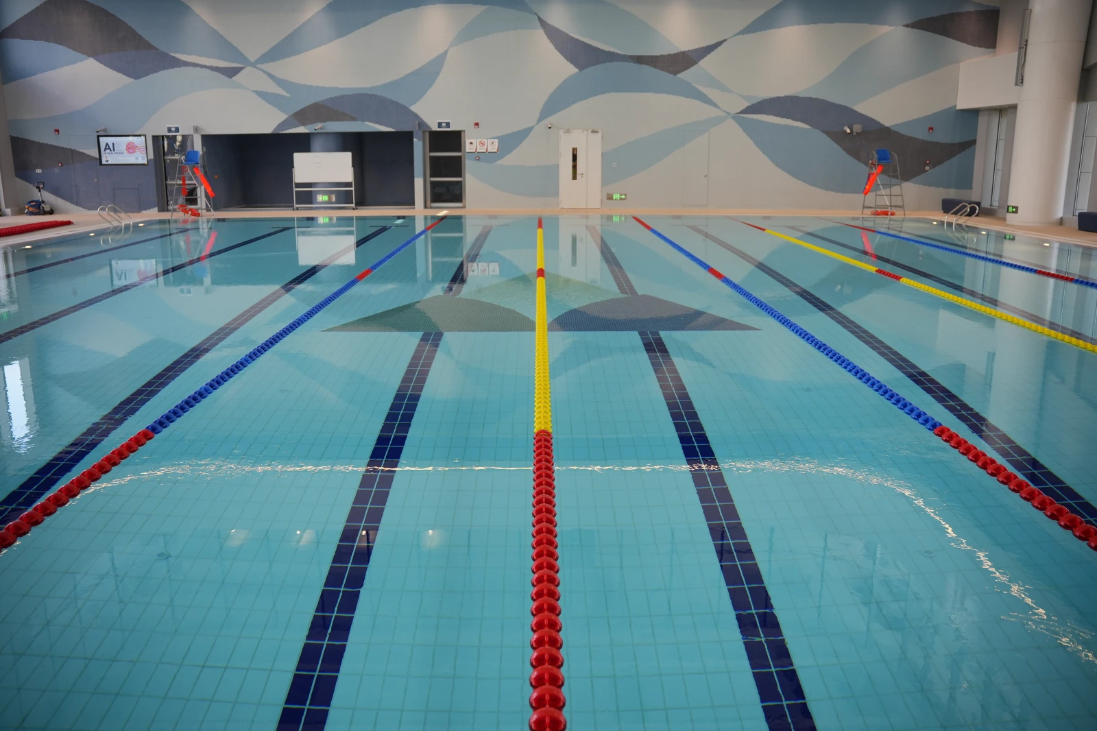 8-lane 25-meter swimming pool