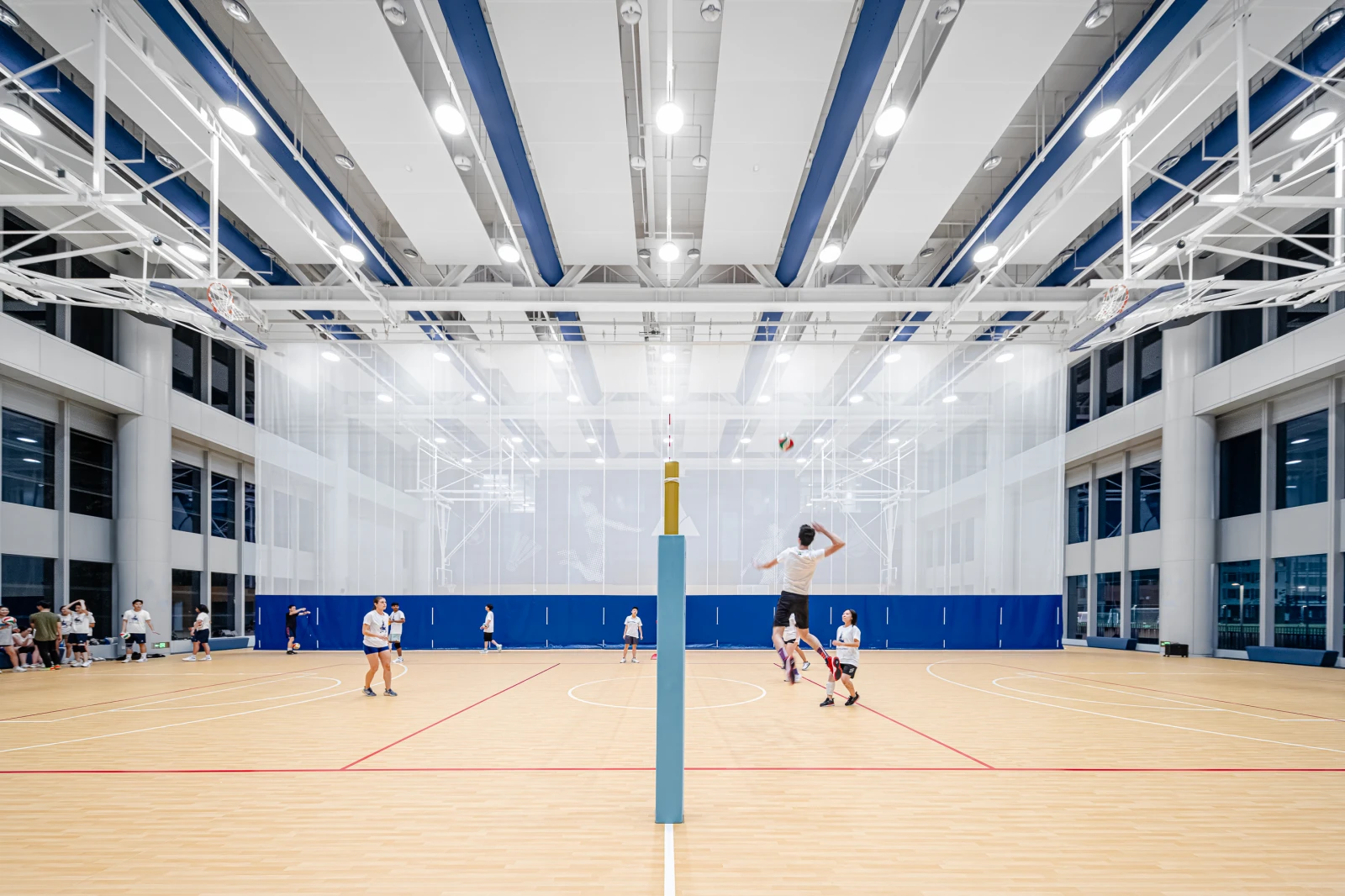 Over 1,500 square meters of multipurpose gymnasium