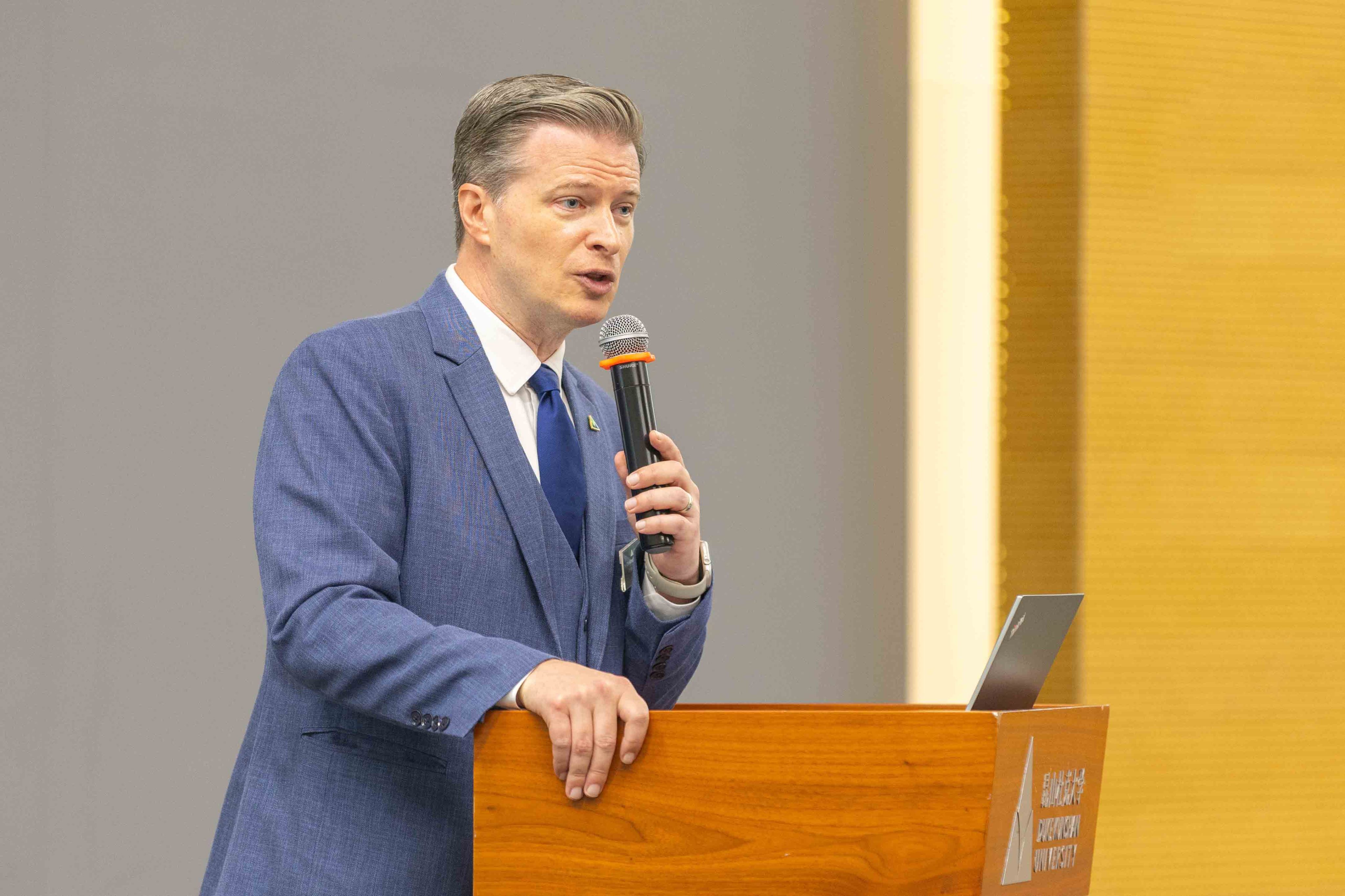 Parents discover the heart of DKU at Family Weekend 3 Parents discover the heart of DKU at Family Weekend 8