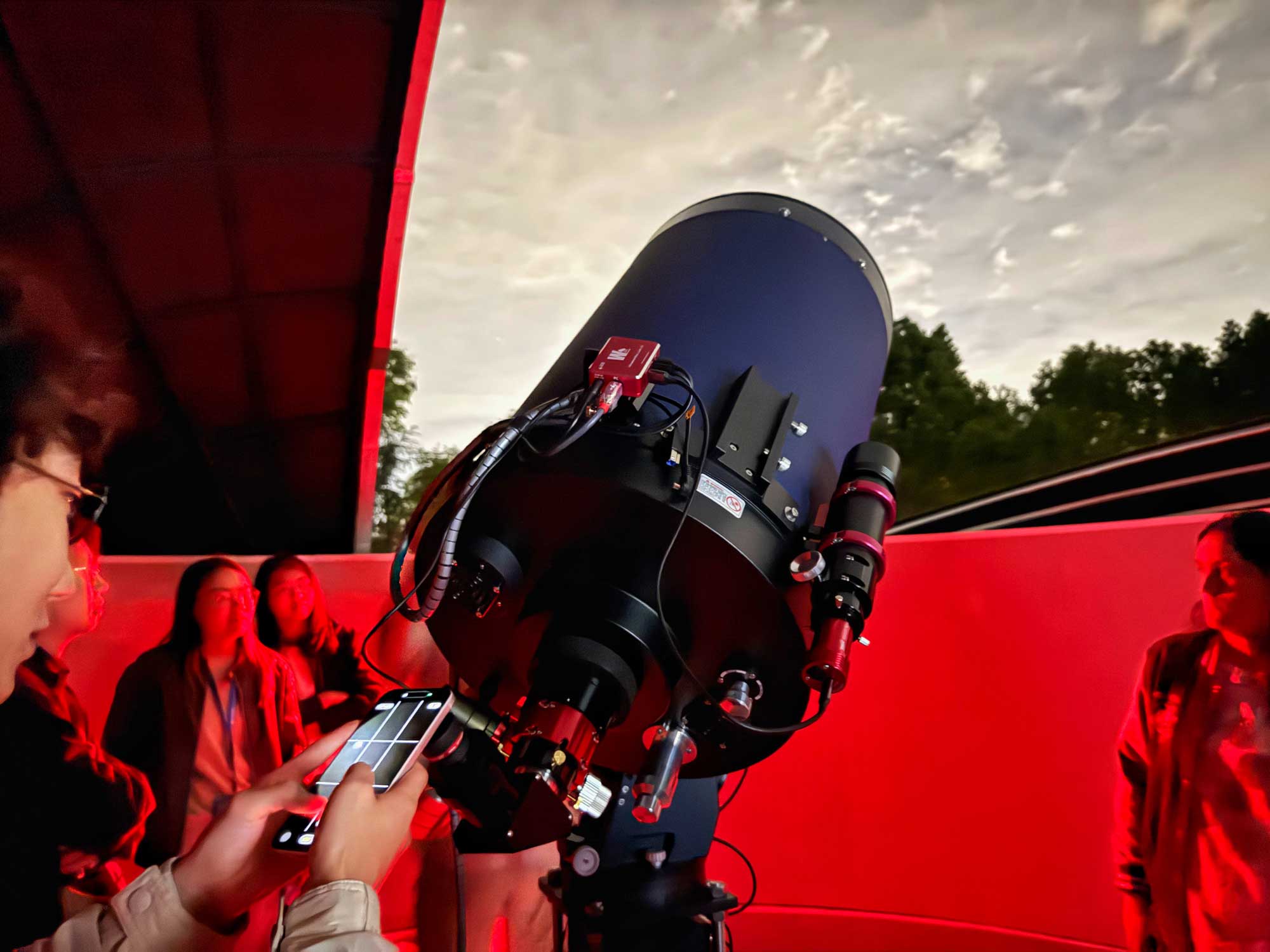 昆山杜克天文台正式启用 2 DKU opens its first observatory 3 1