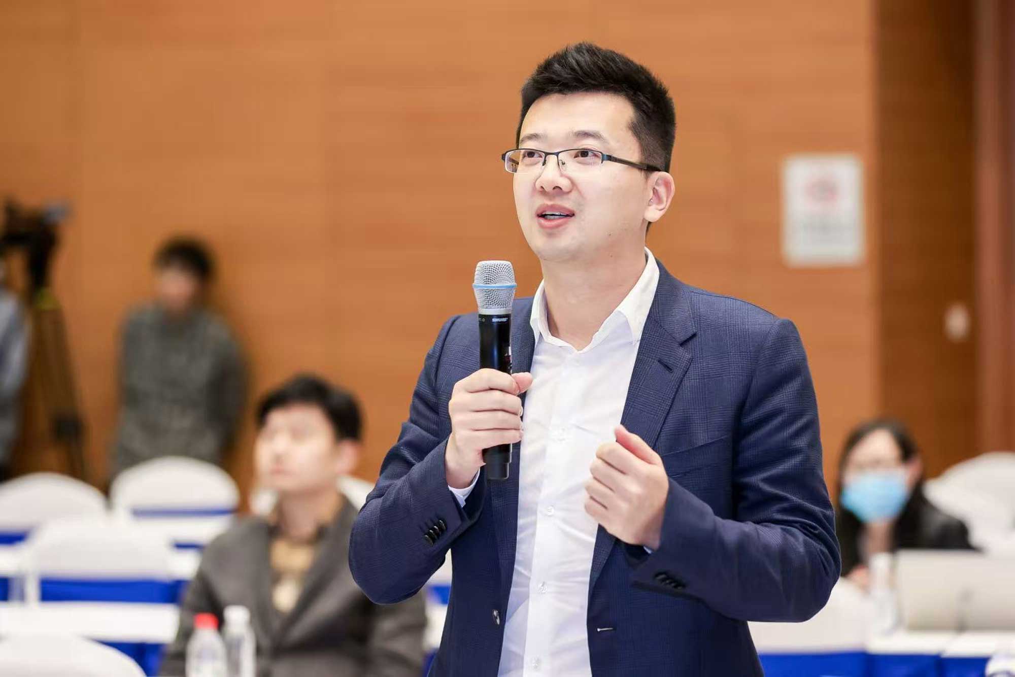 DKU professor receives Clare Hall Visiting Fellowship at Cambridge 1 DKU professor receives Clare Hall Visiting Fellowship at Cambridge 4