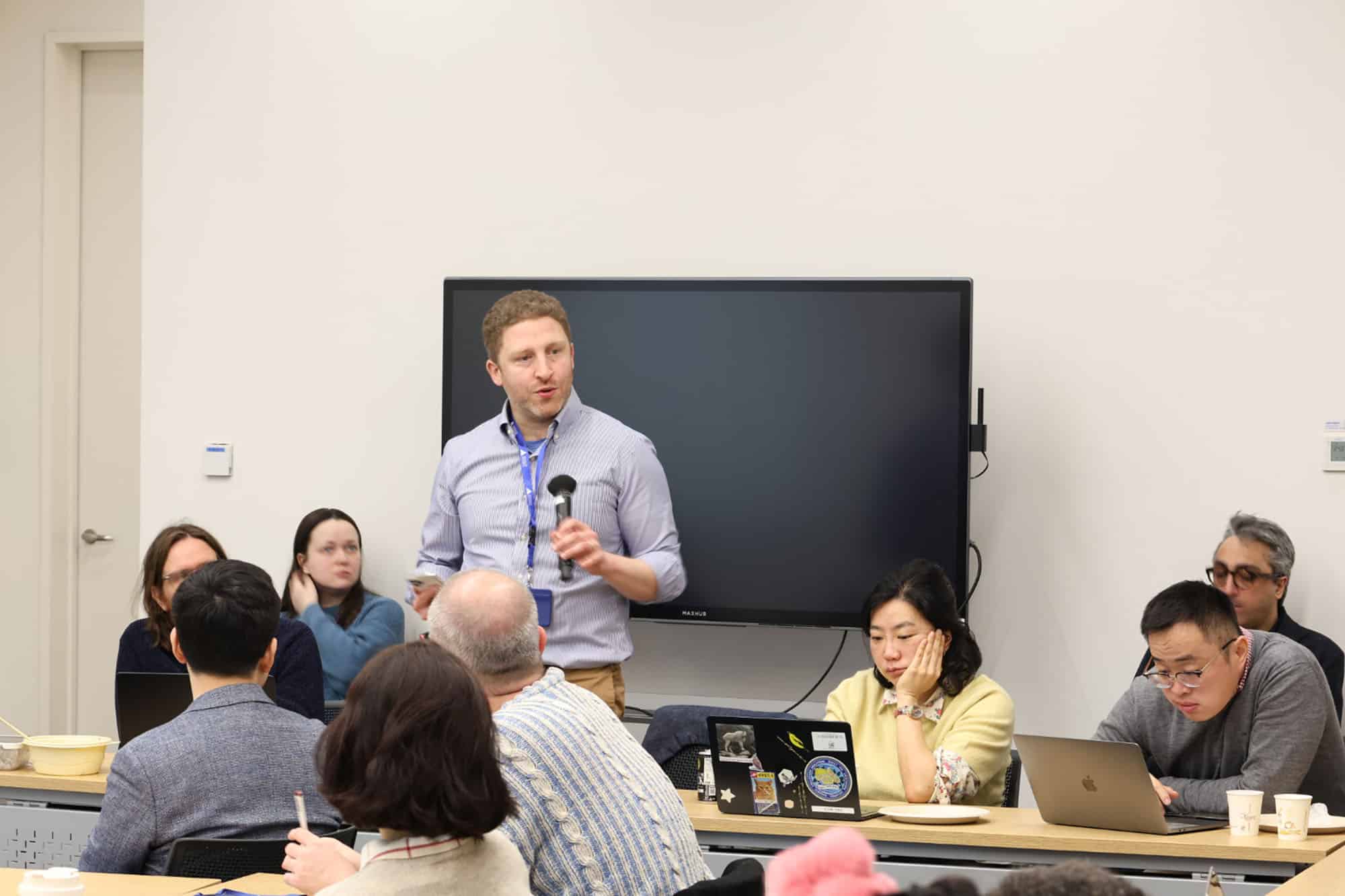 爱上社会科学的人们:从理解世界,到改变世界 2 From understanding the world to changing it 4 1