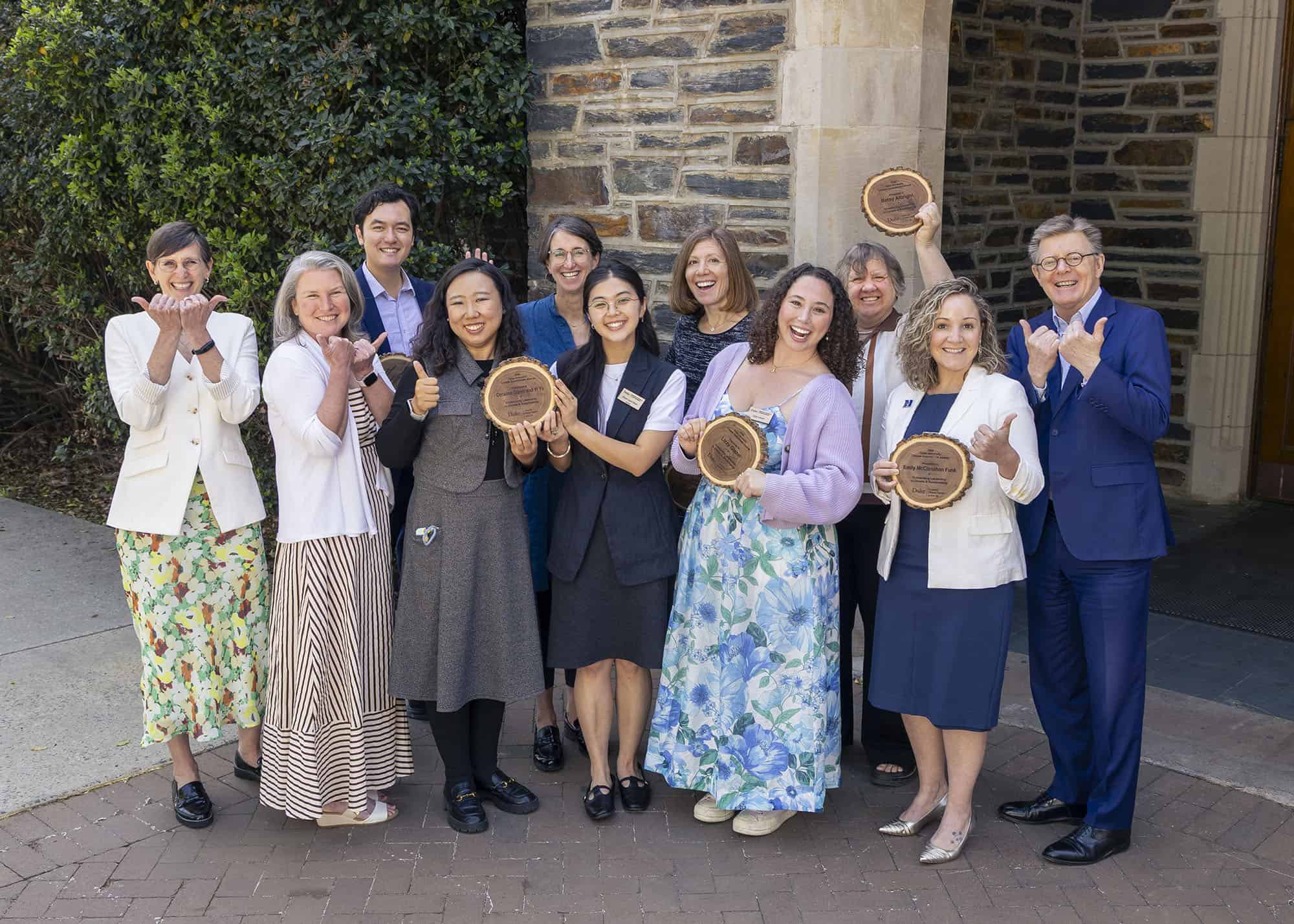 昆杜气候与可持续发展倡议行动获杜克大学气候承诺奖 1 DKU sustainability team receives Duke Climate Commitment Award 2 1