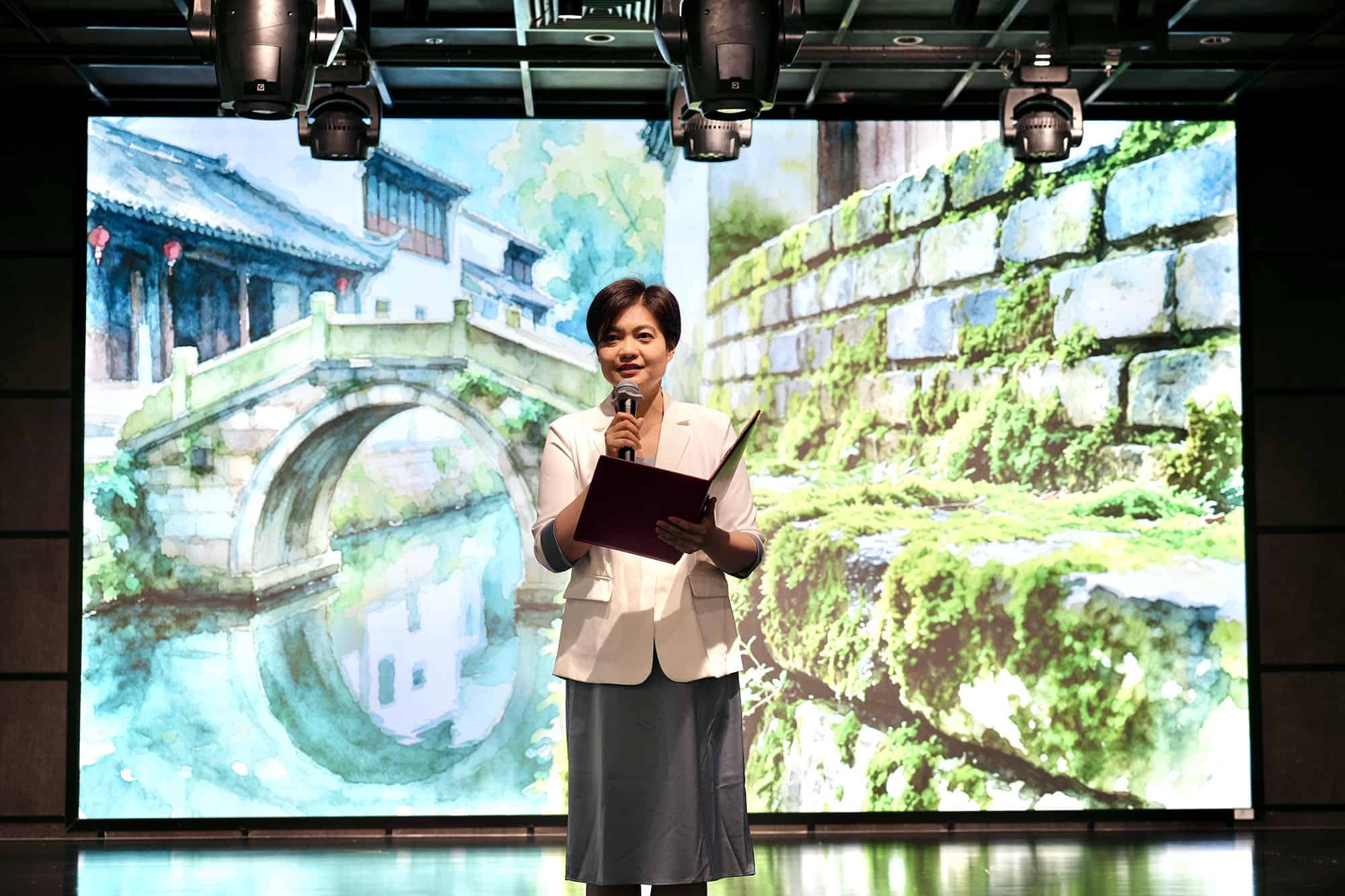 Poetry recital brings DKU and Kunshan voices together 20
