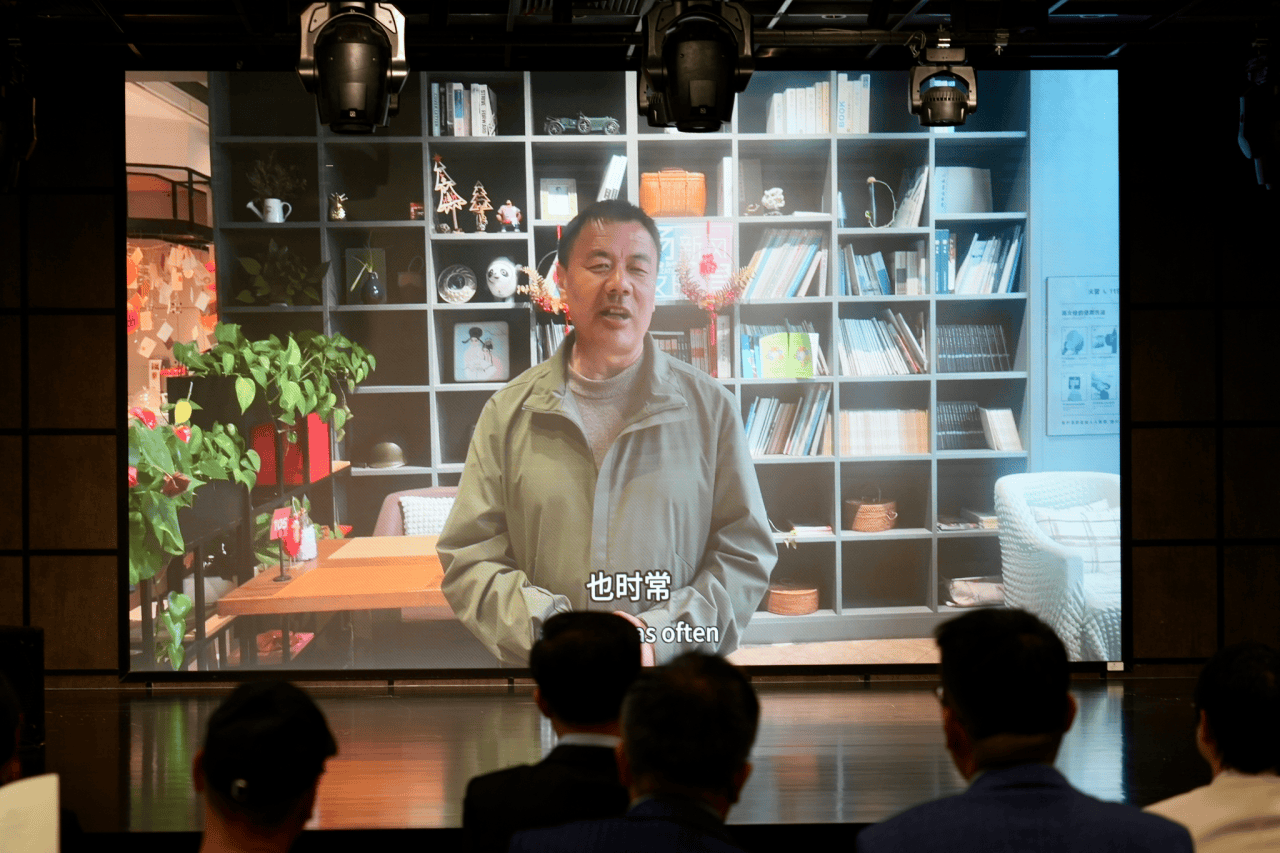 Poetry recital brings DKU and Kunshan voices together