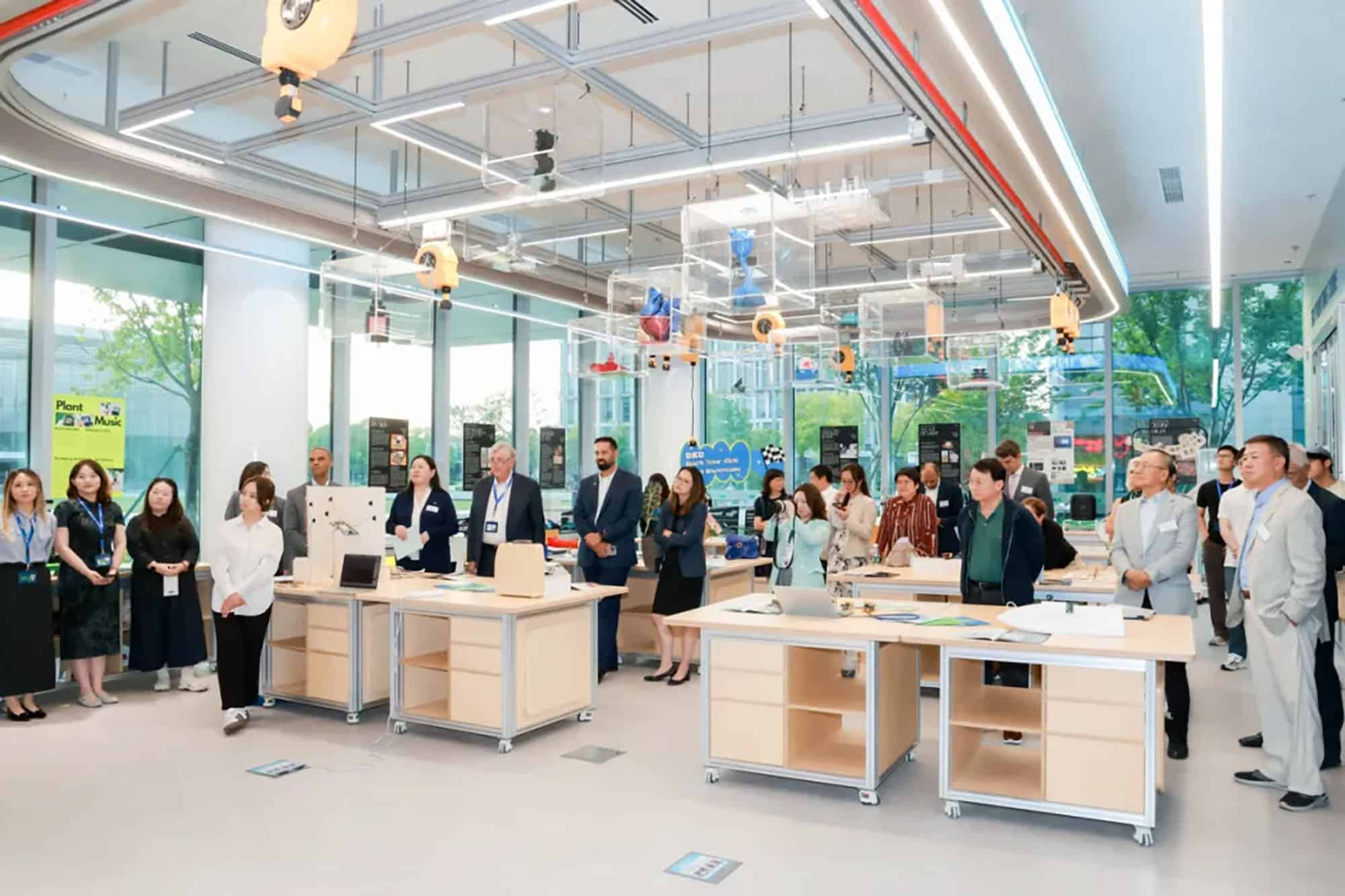 DKU Advisory Board discusses higher education AI at annual meeting 20