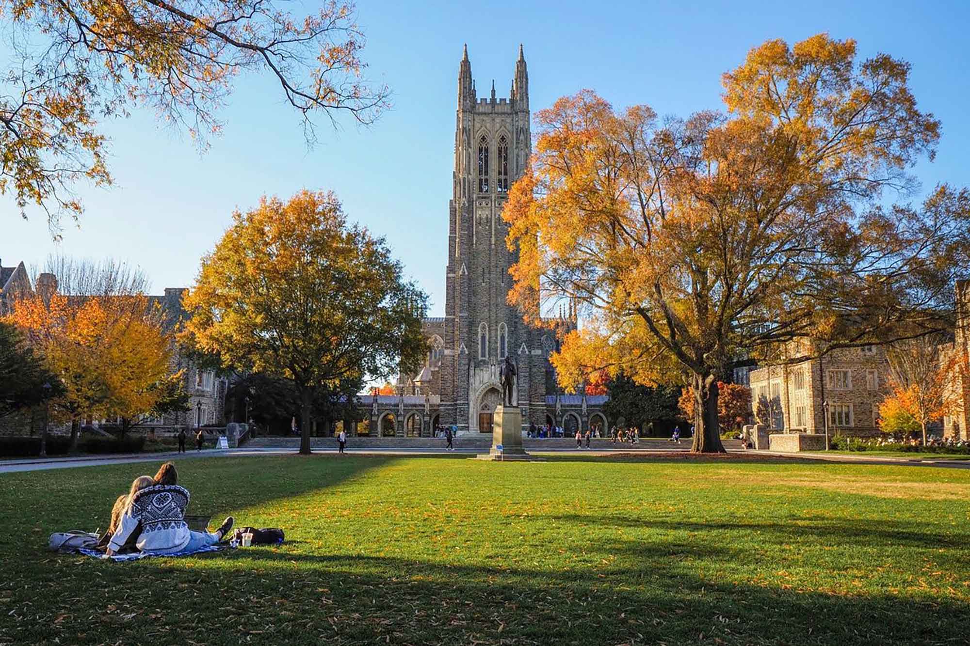 领英2026年顶尖美国大学榜发布,杜克大学蝉联第二 3 Duke Ranks second in LinkedIns 2026 US University Ranking 7