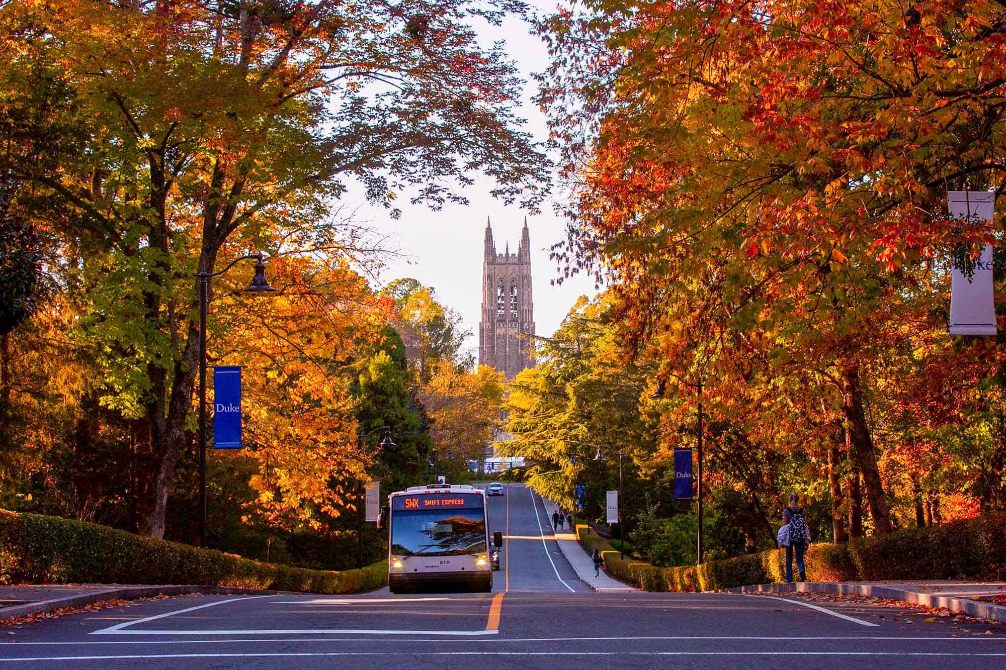 领英2026年顶尖美国大学榜发布,杜克大学蝉联第二 1 Duke Ranks second in LinkedIns 2026 US University Ranking 2