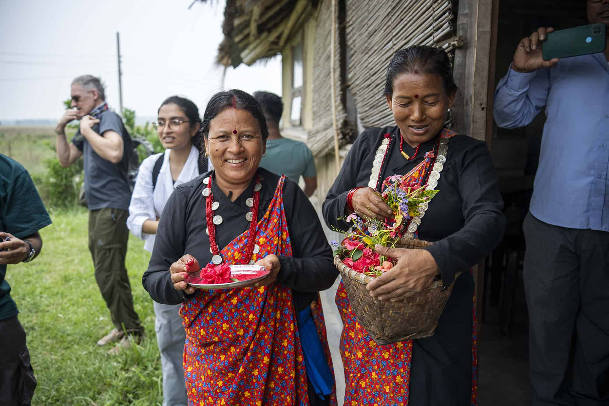 在喜马拉雅,读懂星球健康 25 Into the Himalayas Rethinking Planetary Health 42