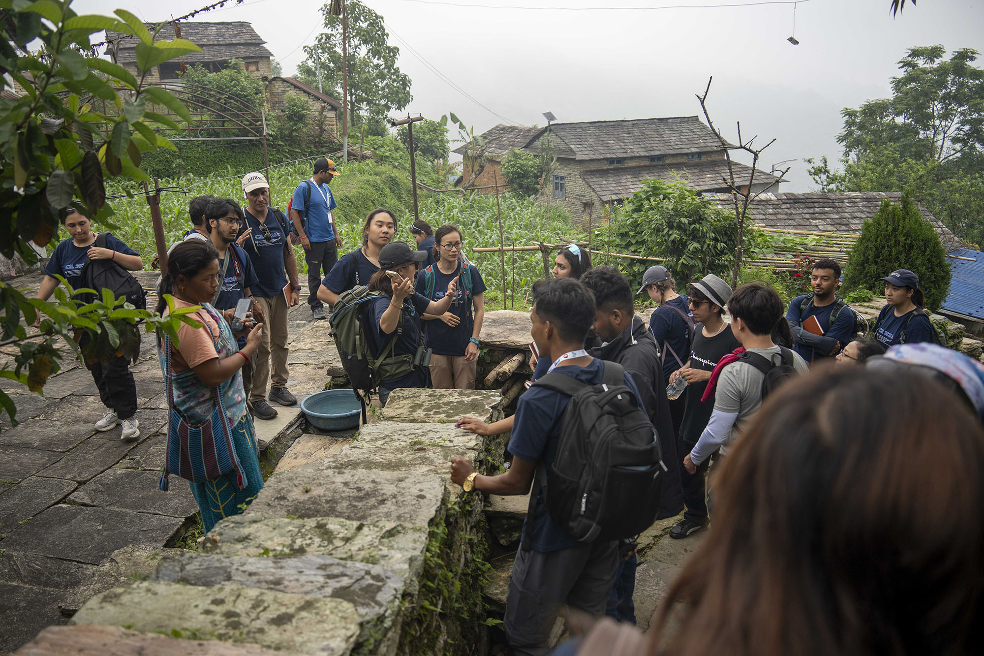 在喜马拉雅,读懂星球健康 28 Into the Himalayas Rethinking Planetary Health 2